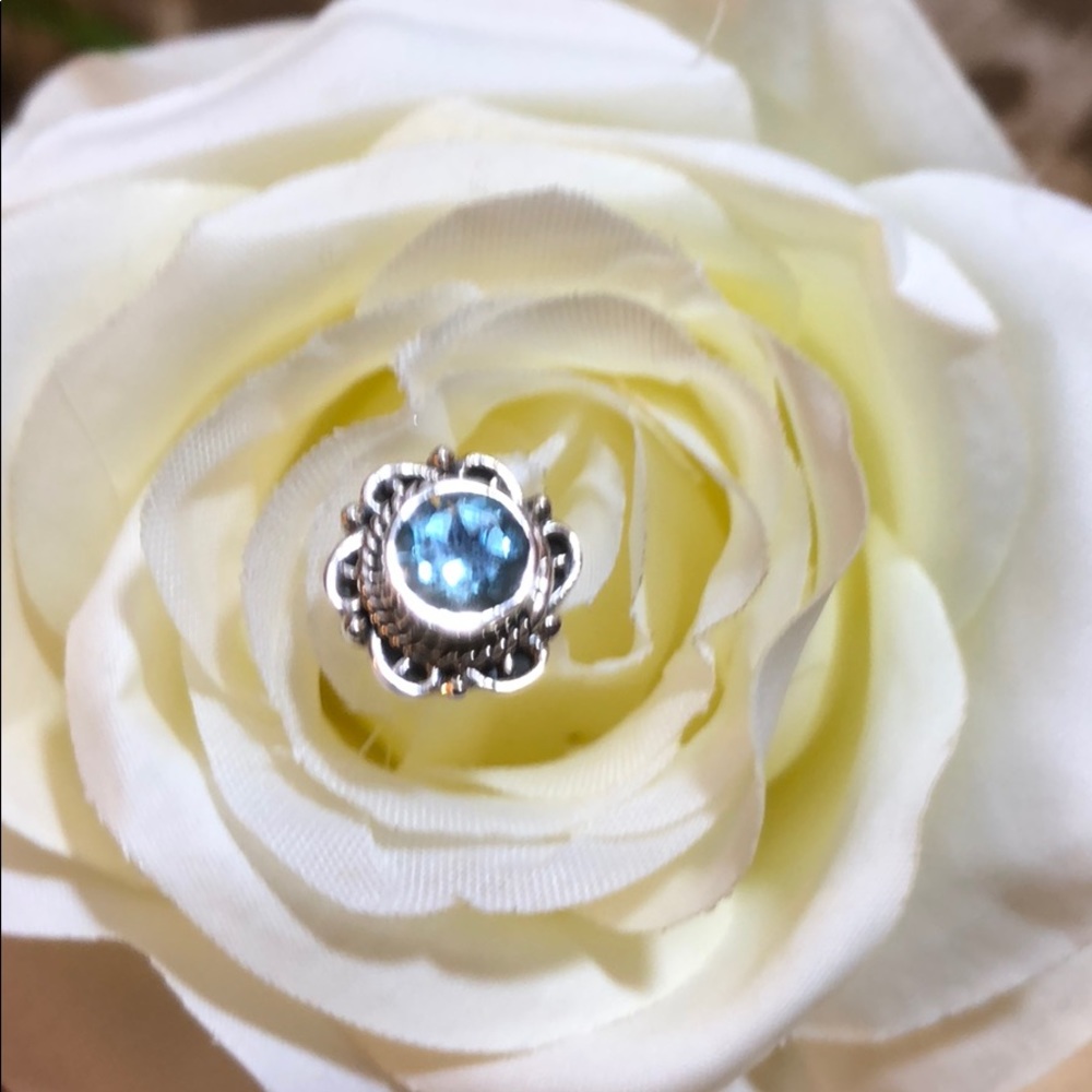 💐Blue Topaz Sterling Silver Stud Earrings 💐